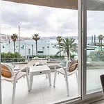 Seafront Luxury * 세인트폴스베이