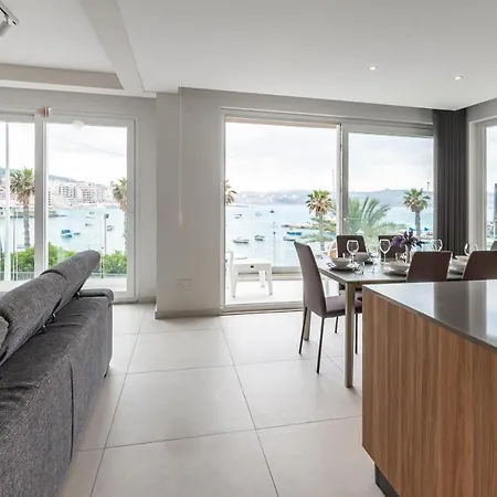 아파트 Seafront Luxury 세인트폴스베이