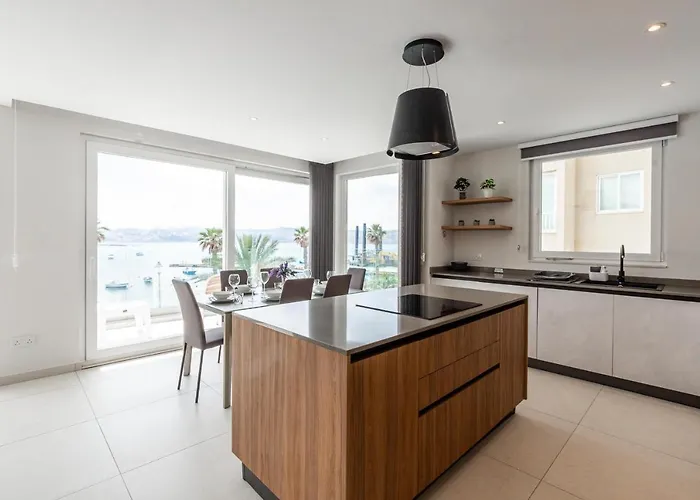 Διαμέρισμα Seafront Luxury