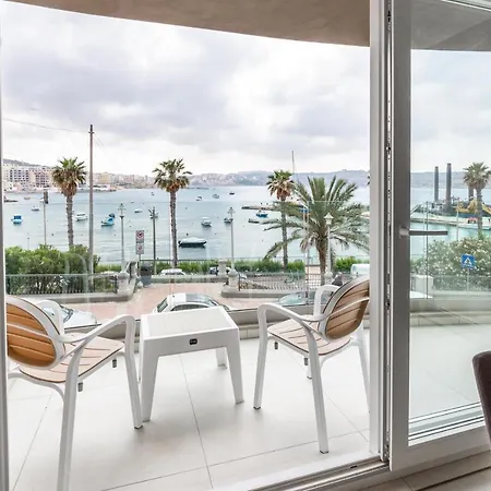 Seafront Luxury * St. Paul's Bay